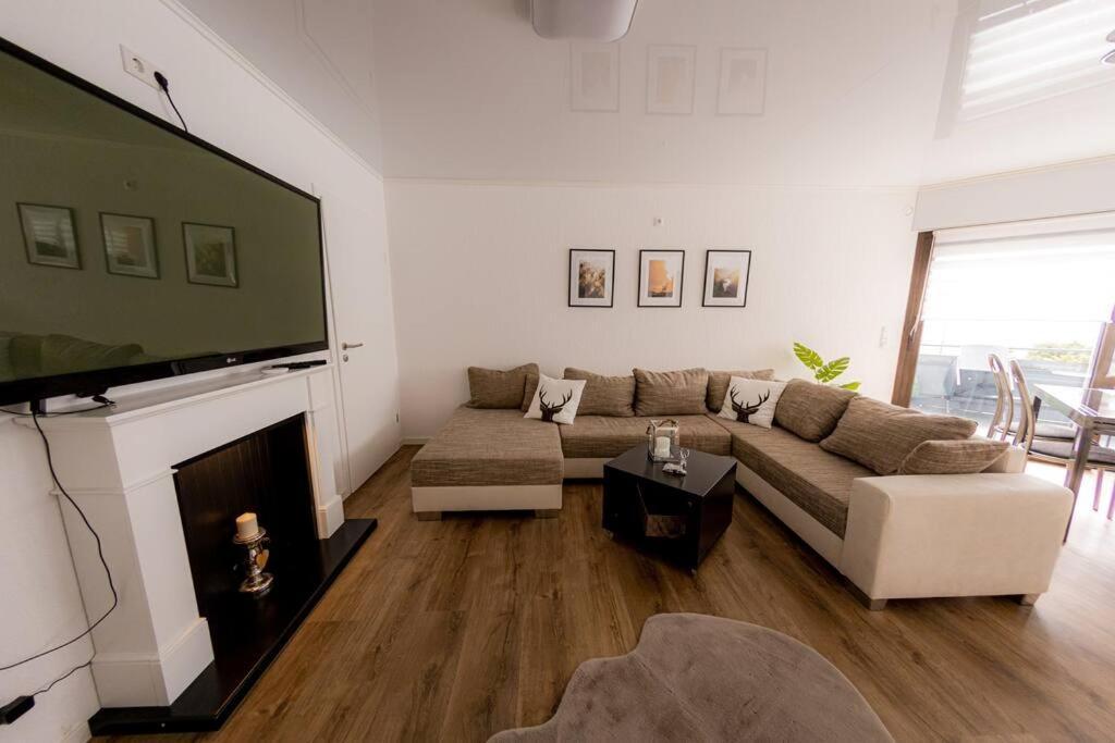 Wohnung Hirschhoehe Im Taunus Neu-Anspach Exteriör bild